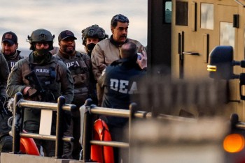 First Images Show Nicolás Maduro and Wife in Manhattan Federal Court