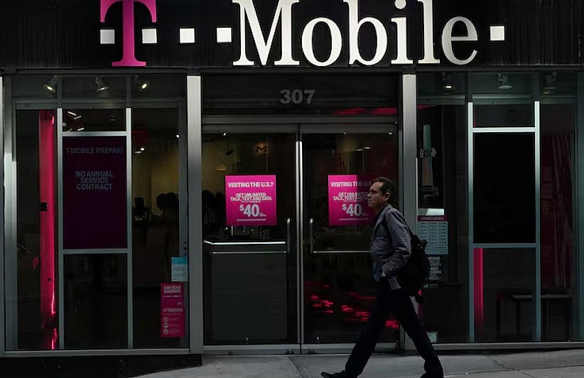 Top 3 Biggest Wireless Carriers in the U.S. Today Top 3 Biggest Wireless Carriers in the U.S. Today