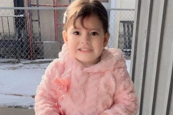 Inside the ICE Detention of a Minnesota Man and His 2-Year-Old Daughter