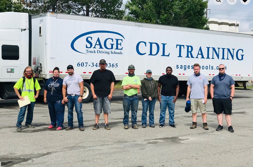 Top 10 Best CDL Truck Driving Schools in the U.S. (Updated List)