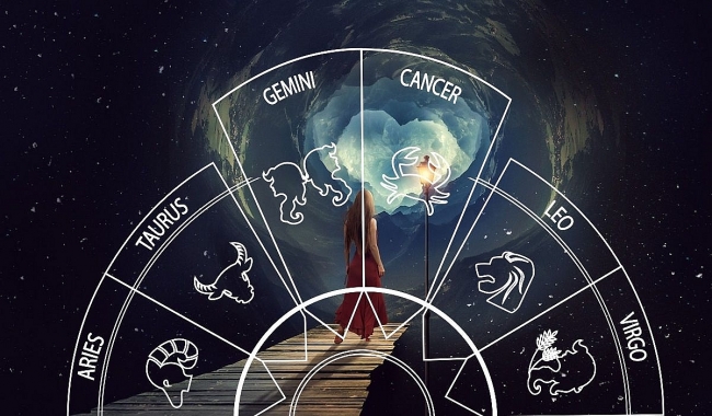 Daily Horoscope (Today & Tomorrow March 22): Predictions for Love, Health & Financial with 12 Zodiac Signs