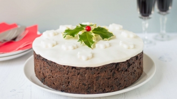 Merry Christmas: How to make a Christmas Cake?