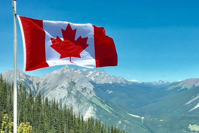 ONLY in CANADA: 9 Crazy Things You Should Know