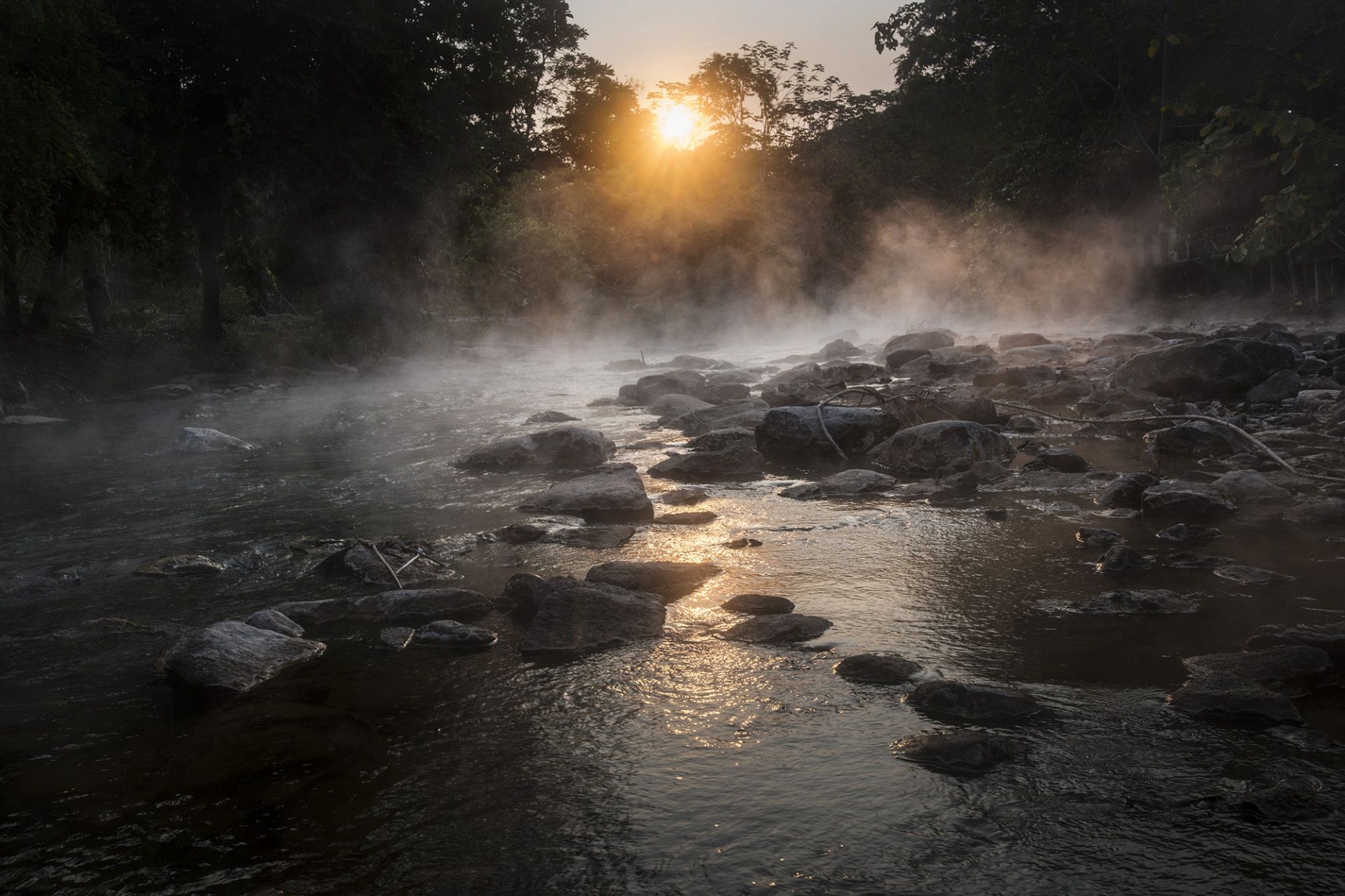 ONLY IN PERU: Shanay Timpishka River-the boiling river.