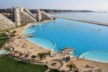 Top 7 biggest swimming pools you must know in the world!