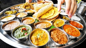 India: Top 10 iconic food every visitor should try!