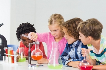 How to raise your children if they are science-minded ones?