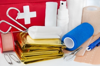 Top 7 Common Medicines and First Aid Kid should have at Home