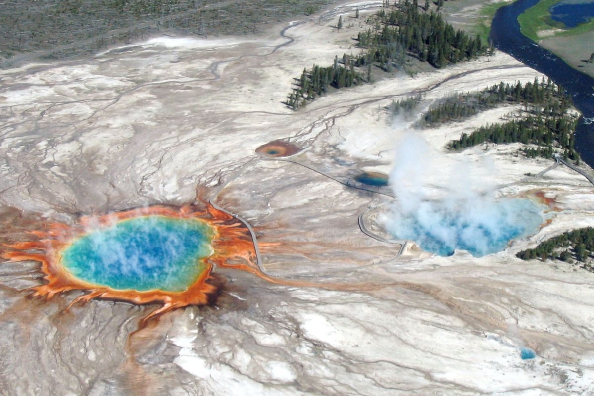 Facts About Yellowstone Super Volcano