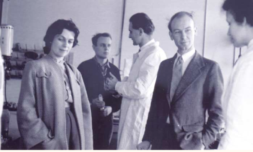 Anne McLaren and Donald Michie visiting Milan Hašek's department in Prague-Dejvice in 1956.