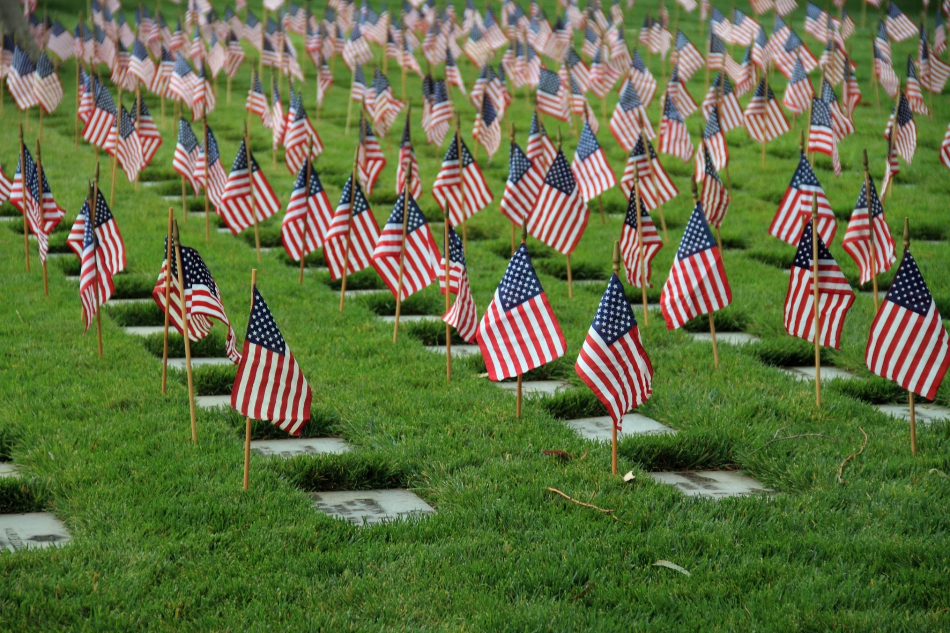 10 Activities to Honor Memorial Day (May 31), Travel Advice