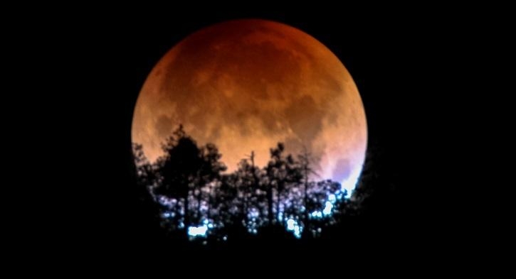 Blood Moon (May 26): Schedule, How to Watch and Photograph