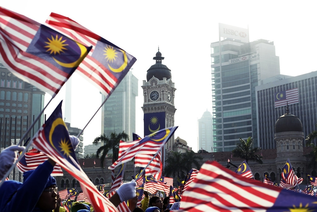 malaysian national anthem bahasa lyrics english version and history
