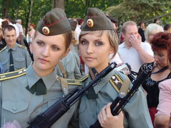 Top 15 Countries With The Most Beautiful Women Soldiers