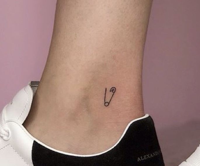 Top 20 Small Tattoos For Female First Timers