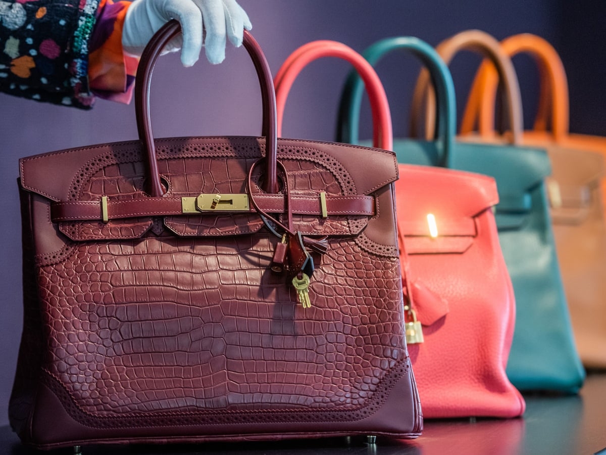 Most popular handbag brands