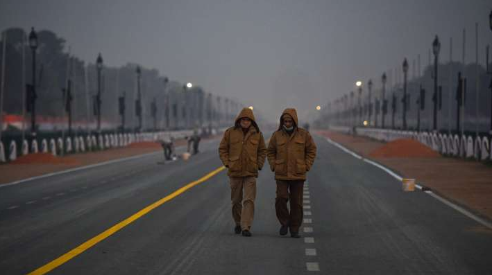 India Daily Weather Forecast, Latest (Jan 24): Cold wave returns to Delhi, heavy snow covers the North
