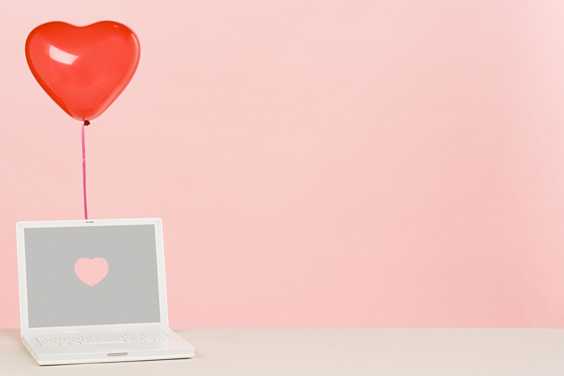 24 Amazing Ideas to Celebrate a Virtual and Quarantine Valentine’s Day