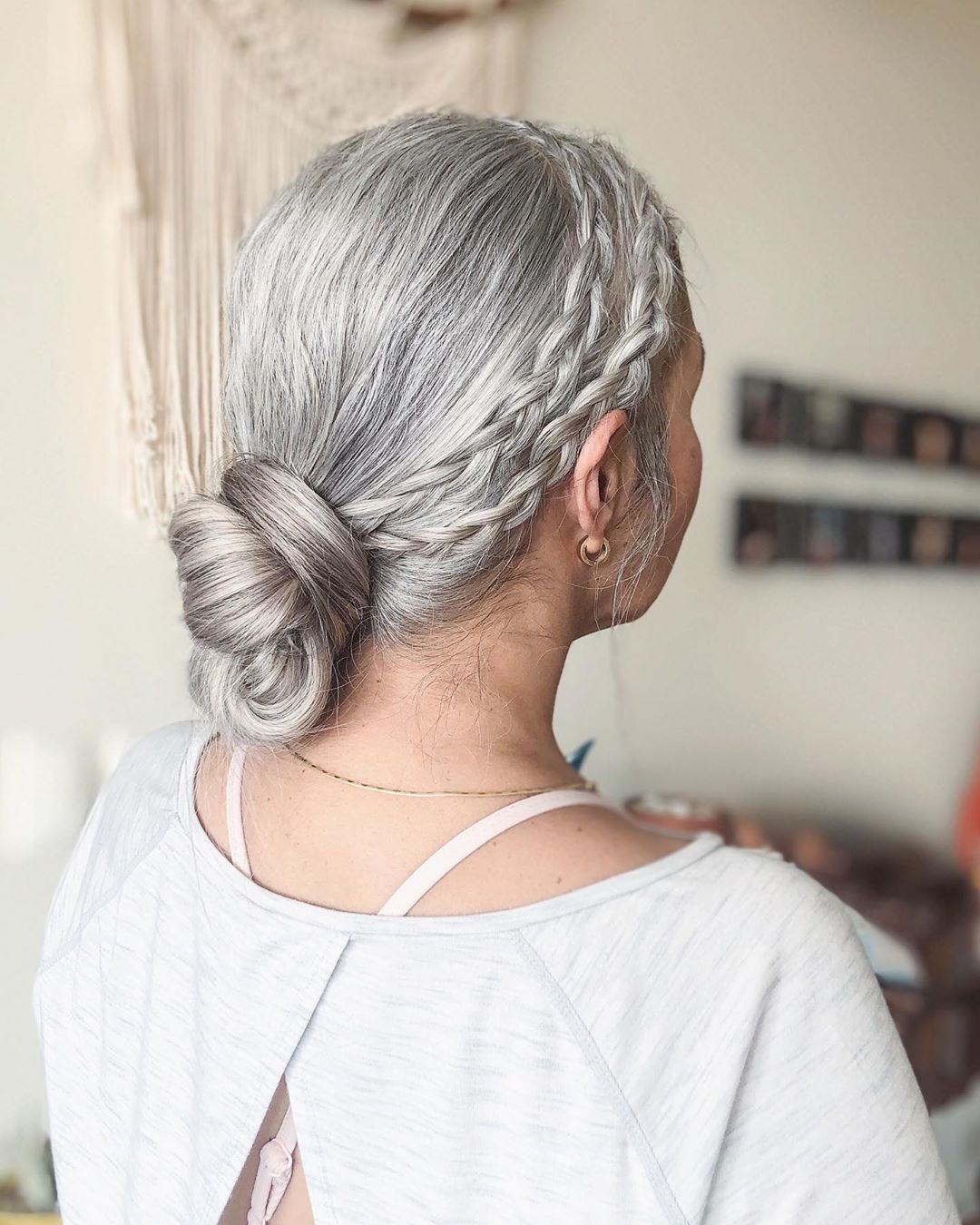 Top 10 Trendy Hairstyles Helps Your Grandma Look Chic and Younger