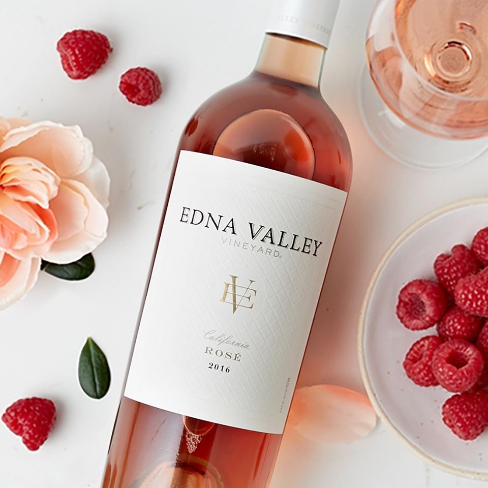 Top 10 Rose Wines That Should Drink At Least Once in Your Life
