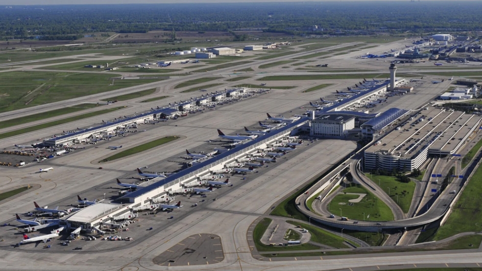 10 Biggest Airports in the United States
