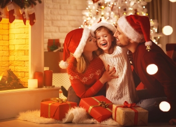Merry Christmas: Top 7 Funnest Activities for Holiday Cheer!