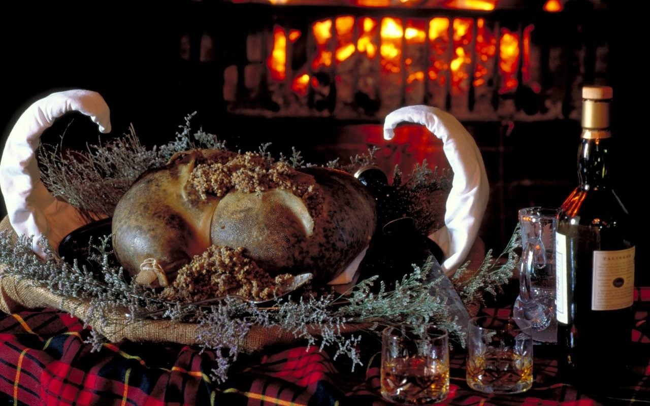 3851 haggis scotland bizarre food1