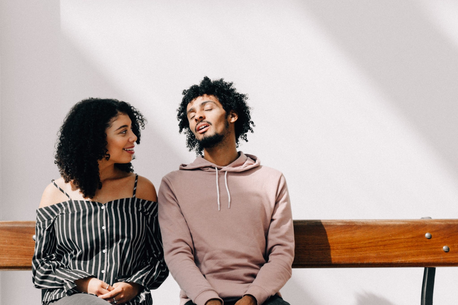 How To Break The Ice and Start A New Relationship: 6 Quick but Useful Steps