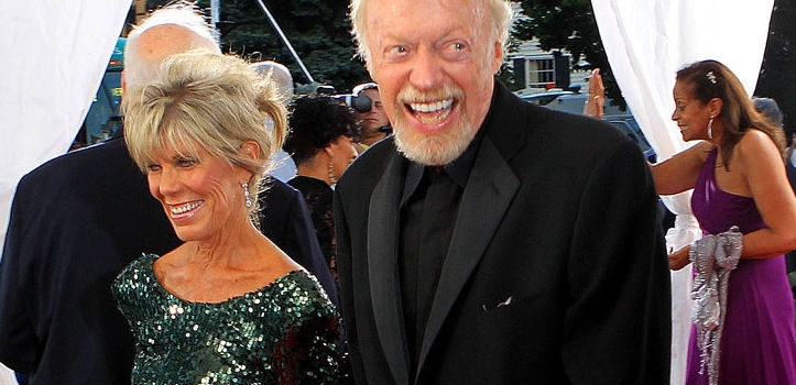 Who is Phil Knight - The Richest Person in Oregon?