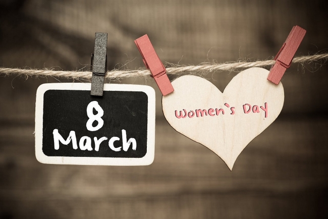 9 wonderful gifts for sisters on womens day march 8