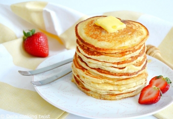 How to Make Fluffy American - styled Pancakes - Super Easy Tips