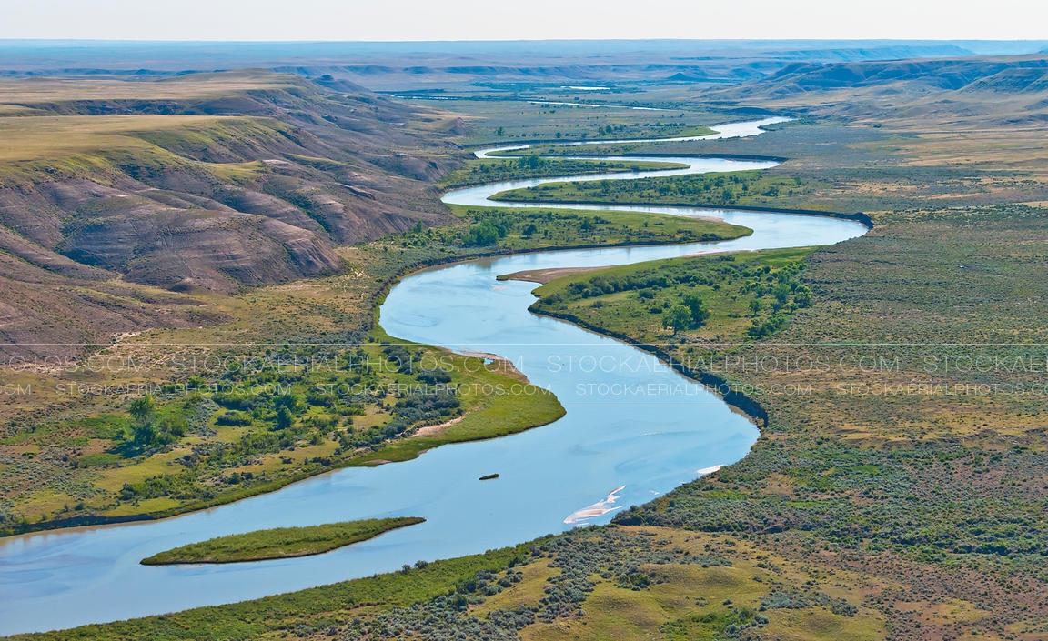 Top 10 Longest Rivers In Canada Interesting Facts KnowInsiders   5417 Rivers Canada1 