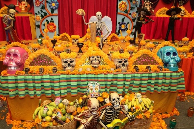 Top 5 Weirdest Halloween Traditions in the US
