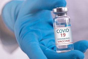 modernas mrna 1273 sars cov 2 vaccine forcasts to take the lead