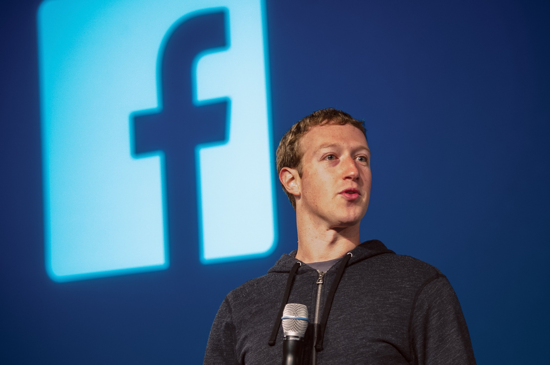 Who is the Facebook Owner Mark Zuckerberg? KnowInsiders