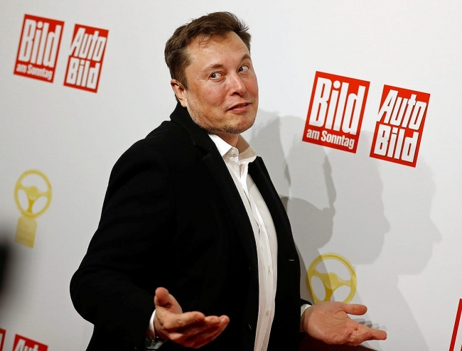 Who is Elon Musk: Biography, Personal Life, Wives, Girlfriends and Net Worth