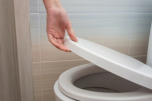 Best Tips To Clean Your Bathroom In Proper Ways