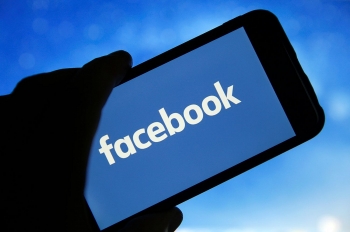 What is the FACEBOOK app: Where to download & How to use