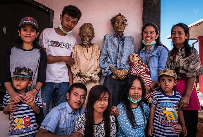 9 Bizarre Things In Indonesia You Should Try
