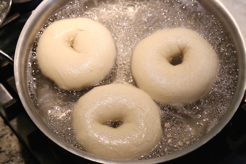 2836 tips for making perfect bagels while staying at home 5