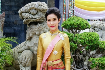 Who is Sineenat Wongvajirapakdi - Thai king’s consort become victim of photo leak?