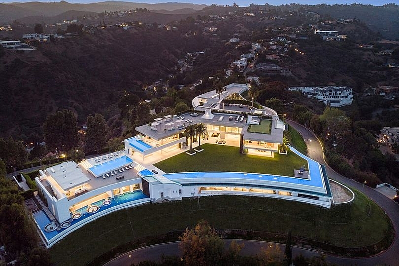 Look Inside the Most Expensive House in America:  21 Bedrooms, 49 Bathrooms and 6 Elevators