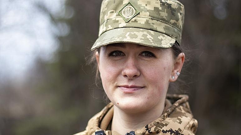 Most Beautiful Female Ukraine Soldiers in Pictures