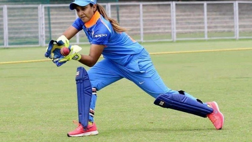 Top 10 Most Beautiful Women Cricketers in the World