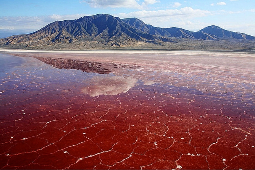 15 Strangest Places on Earth You Won’t Believe Exist