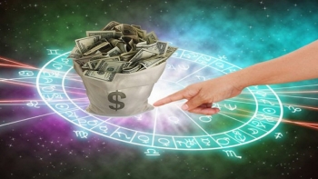 Financial Horoscope - The Luckiest Zodiac Signs of 2021